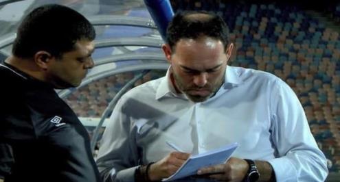 مصدر ليلاكورة: الأهلي يكثف جهوده لمنح سواريش تصريح مزاولة المهنة